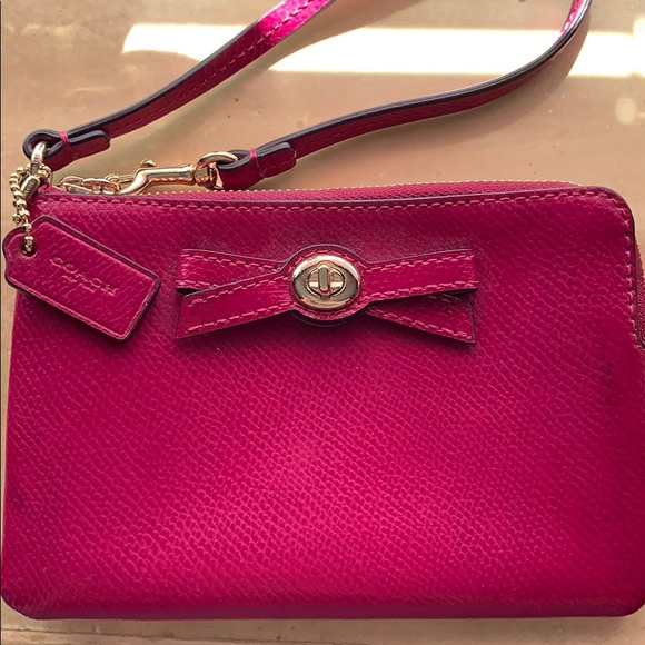 Coach Wristlet - Picture 2 of 6
